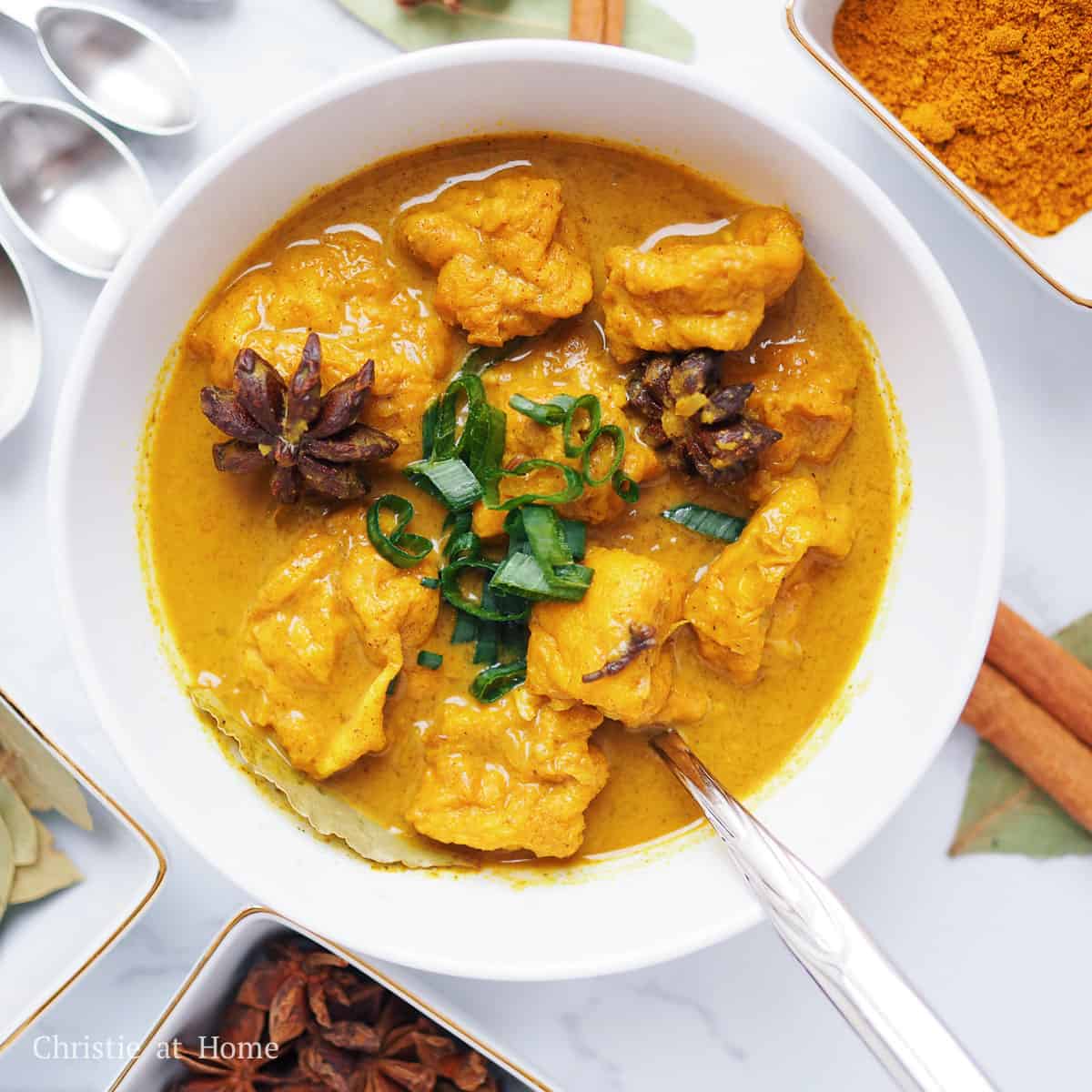 Quick & Easy Malaysian Curry Tofu