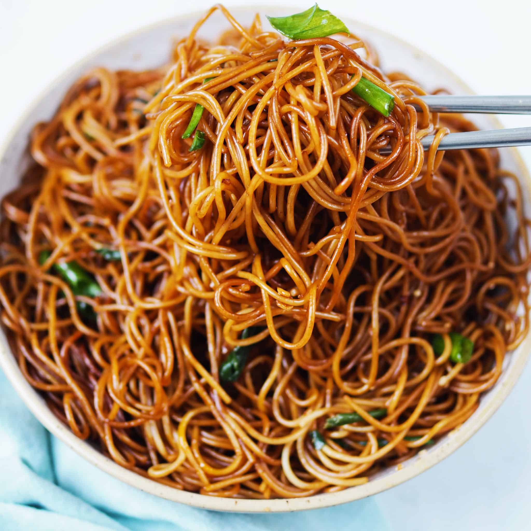chinese scallion oil noodles
