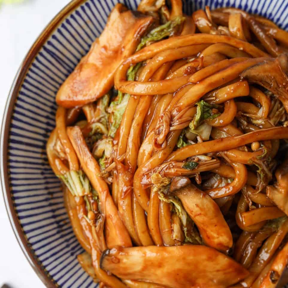 20-Minute Udon Noodle Stir Fry with Mushrooms - Bowl of Delicious