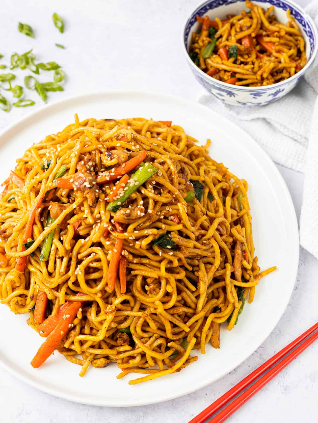 Quick & Easy Hoisin Chicken Noodles - Christie at Home