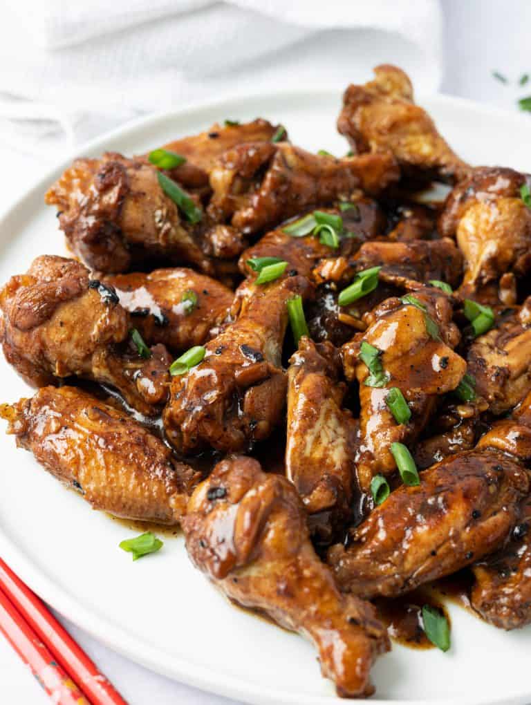 Easy Oyster Sauce Braised Chicken Wings - Christie at Home