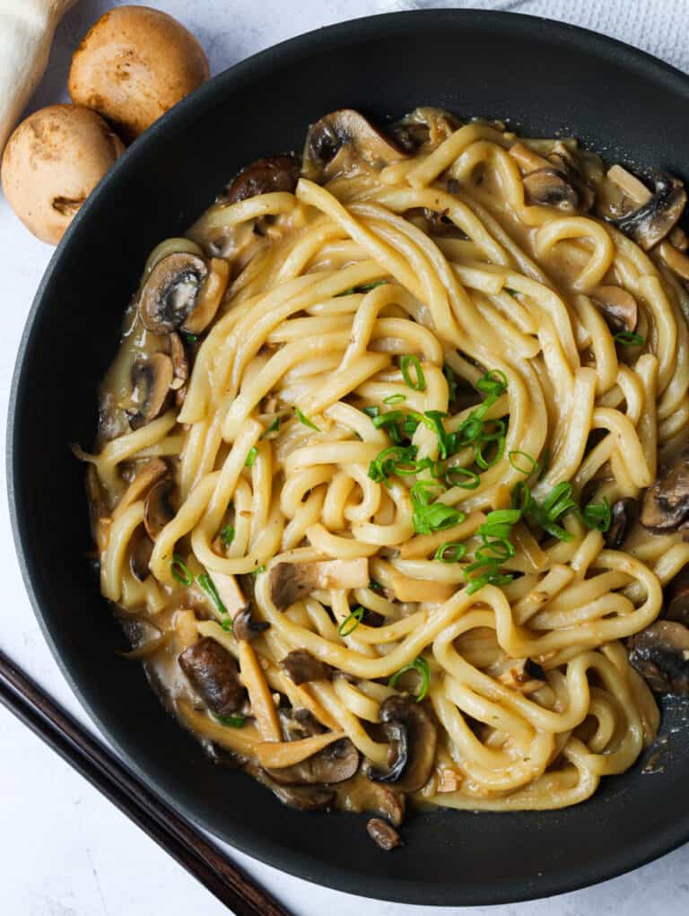 Quick & Easy Creamy Black Garlic Mushroom Udon Christie at Home