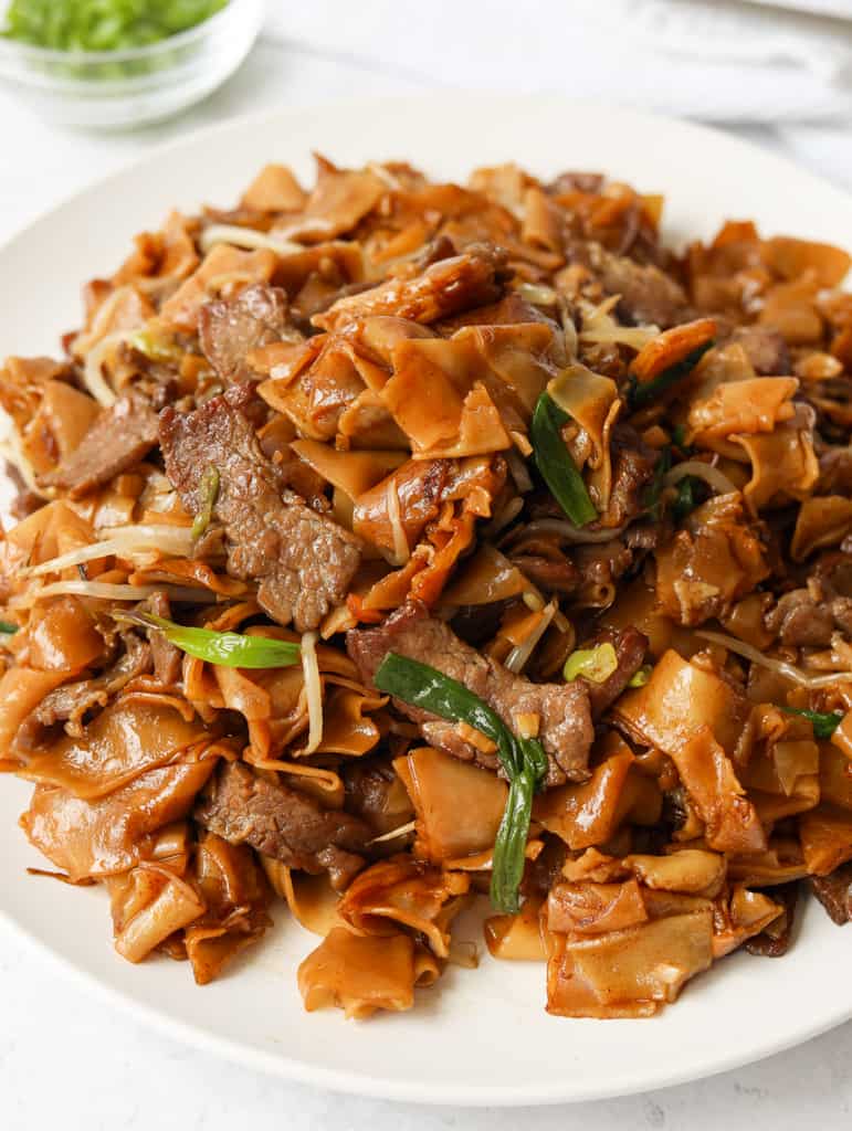 beef chow fun with black bean sauce