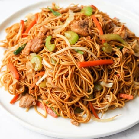 Quick & Easy Chicken Chow Mein - Christie at Home