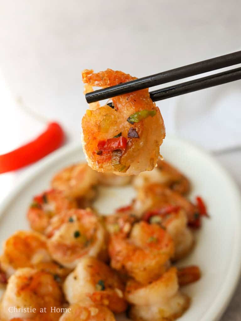 Easy 15-minute Thai Garlic Fried Shrimp - Christie at Home