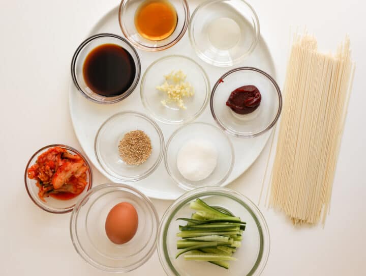 10-minute Easy Korean Kimchi Bibim Guksu - Christie At Home