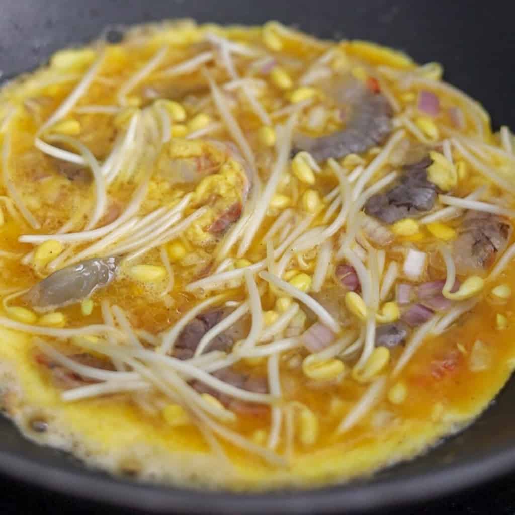 fry omelette