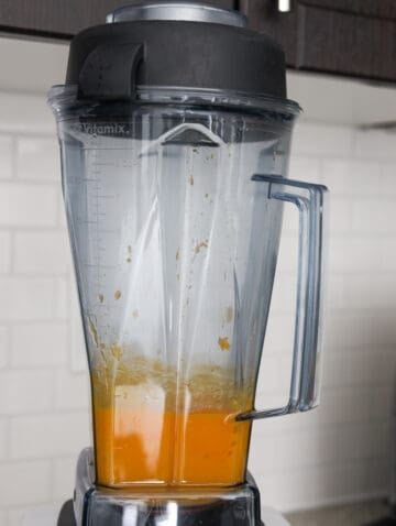 puree mangoes in a blender