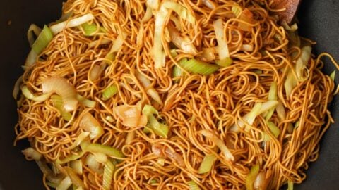 https://christieathome.com/wp-content/uploads/2023/05/Panda-Express-Chow-Mein-7-480x270.jpg