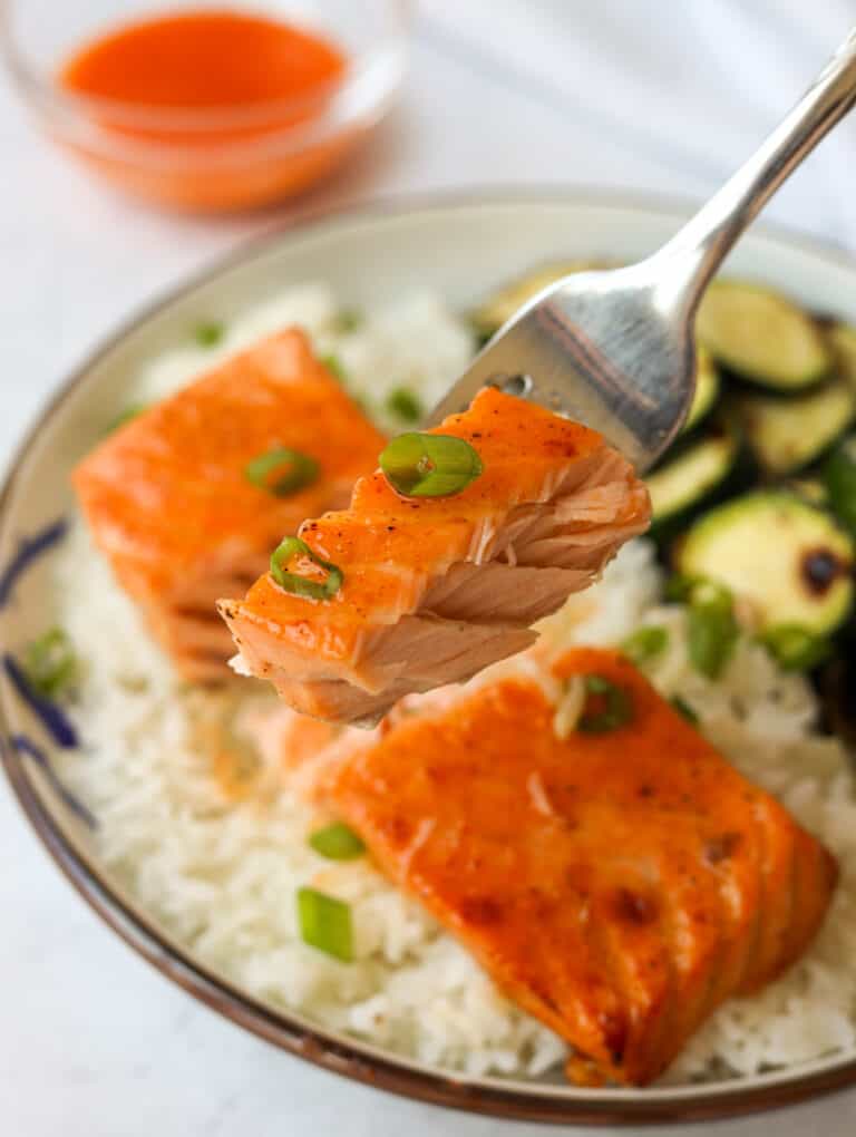 Easy 15-minute Sriracha Mayo Salmon - Christie at Home