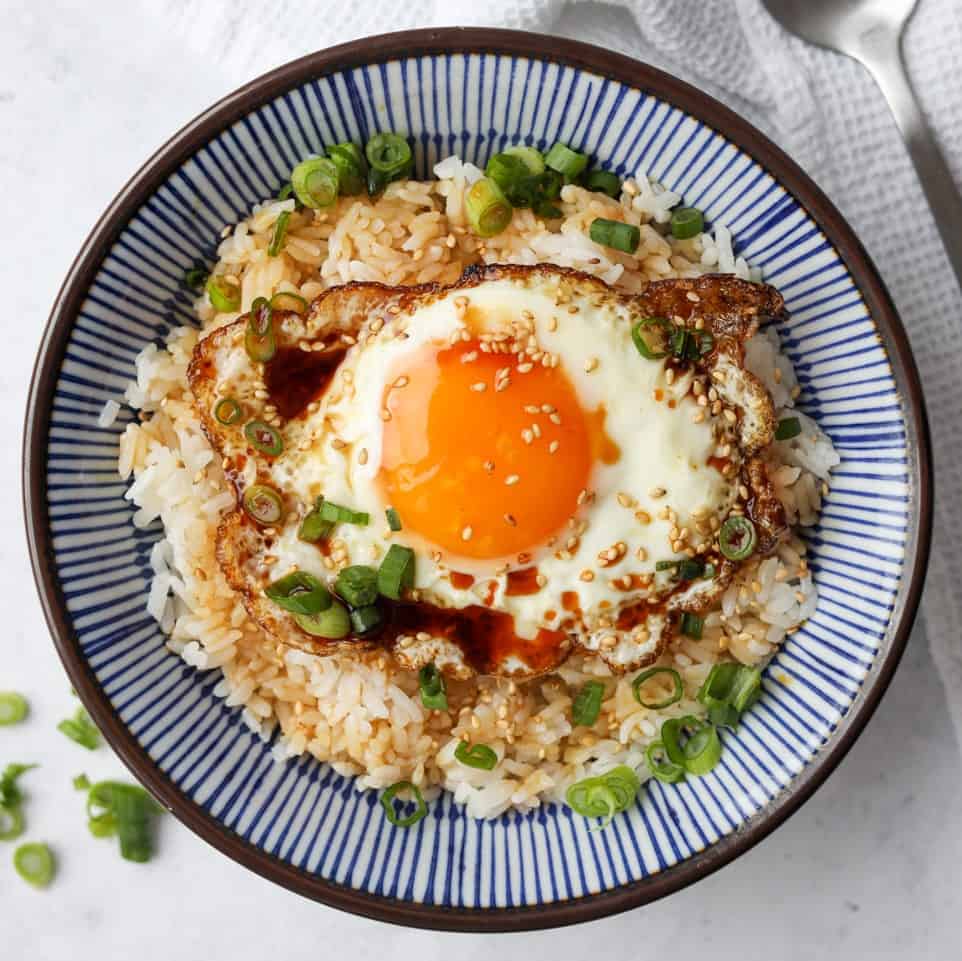 10-minute Easy Gyeran Bap (Korean Egg Rice) - Christie at Home