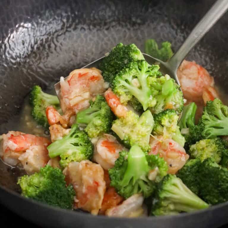 Easy 20-min. Shrimp Broccoli Stir-Fry - Christie at Home