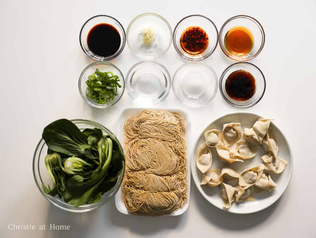 ingredients to make dry wonton noodles