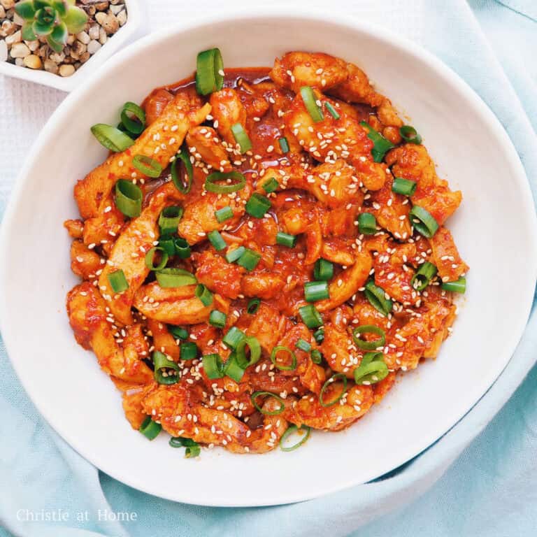 featured image of korean spicy chicken