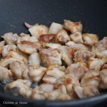 Heat vegetable oil in a large pan on medium-high heat. Fry marinated chicken until cooked and golden, about 5-6 minutes in total. Remove the chicken and leave the residual oil in the pan for the next step.