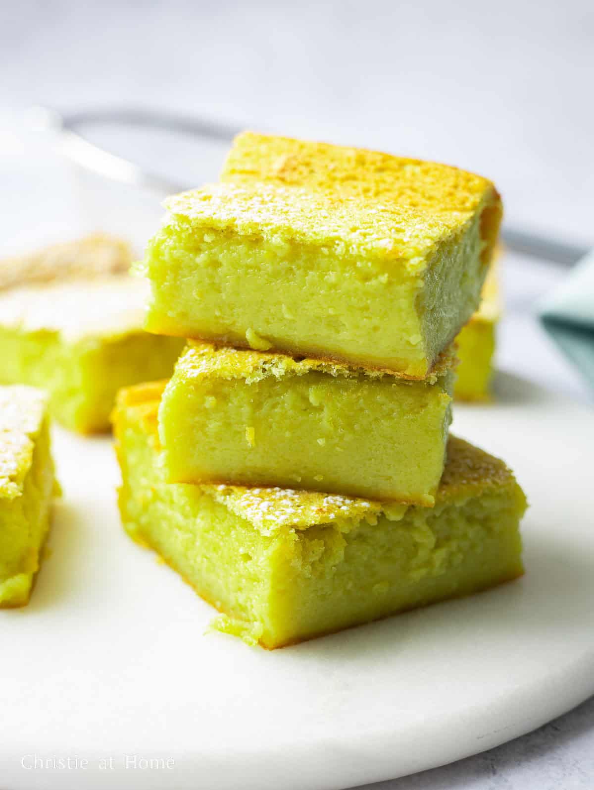 pandan custard cake