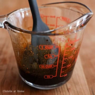 Mix the sauce ingredients.