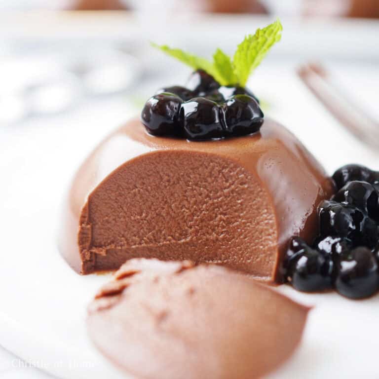 featured image of boba mint chocolate mousse