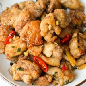 featured image of salt and pepper chicken