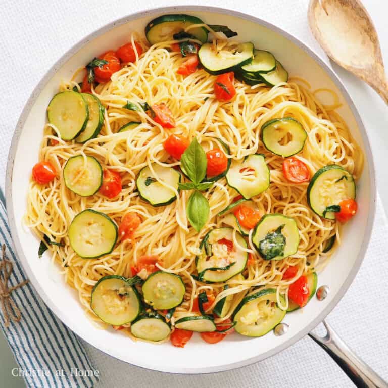 Tomato Basil Zucchini Pasta