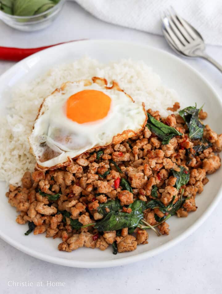 Easy 15-minute Pad Kra Pao (Thai Holy Basil Stir-Fry) - Christie at Home